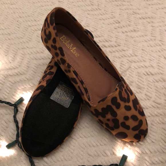Beautiful cheetah print flats never worn! - Picture 3 of 3